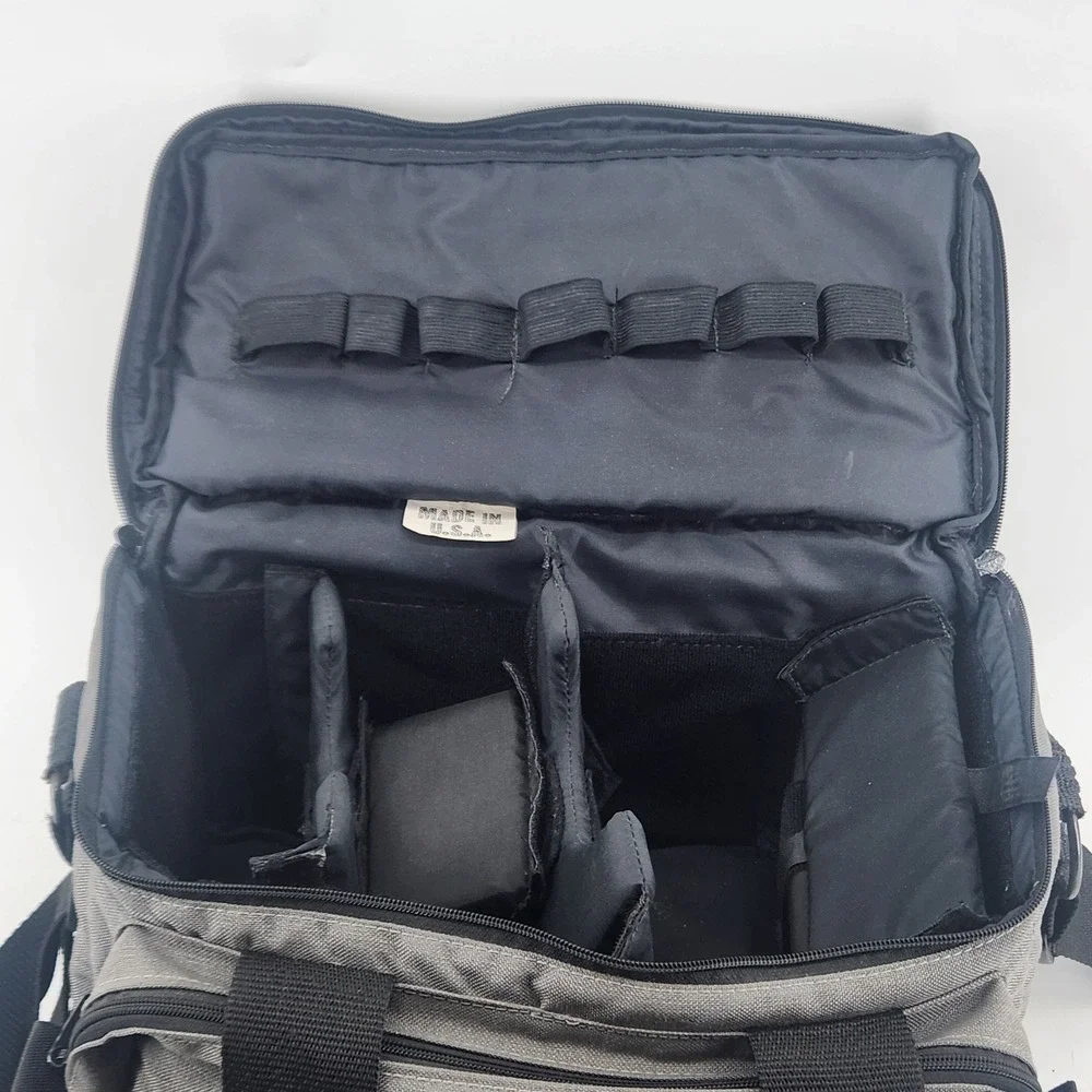 Kiwi gray black